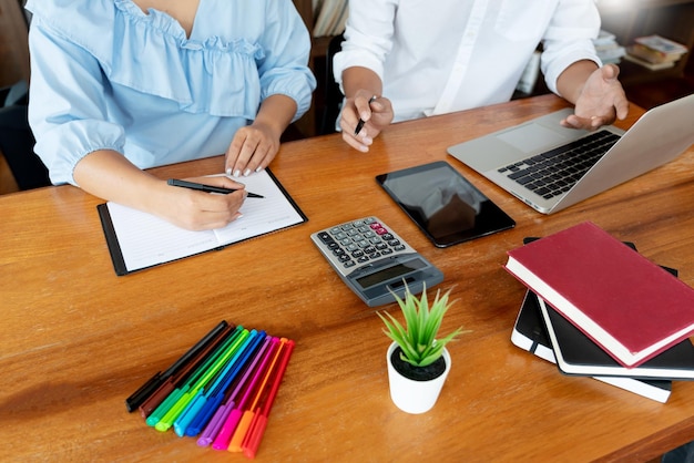 Comparing accounting approaches